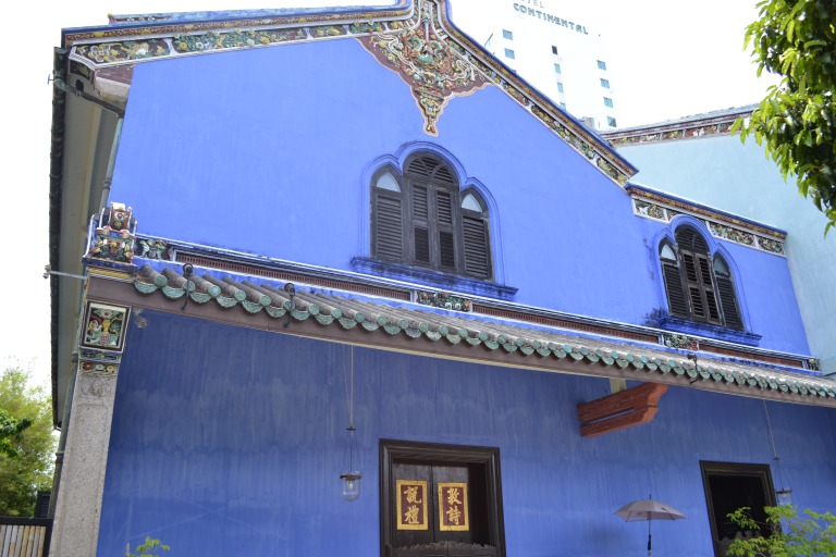 マレーシア ジョージタウンにある Cheong Fatt Tzeさんのブルーがすてきな邸宅、 「The Blue Mansion」におじゃましてきました。