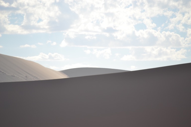 ナミブ砂漠 風と太陽がデザインした砂漠