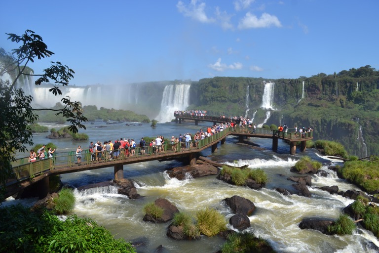 ブラジル イグアスの滝
