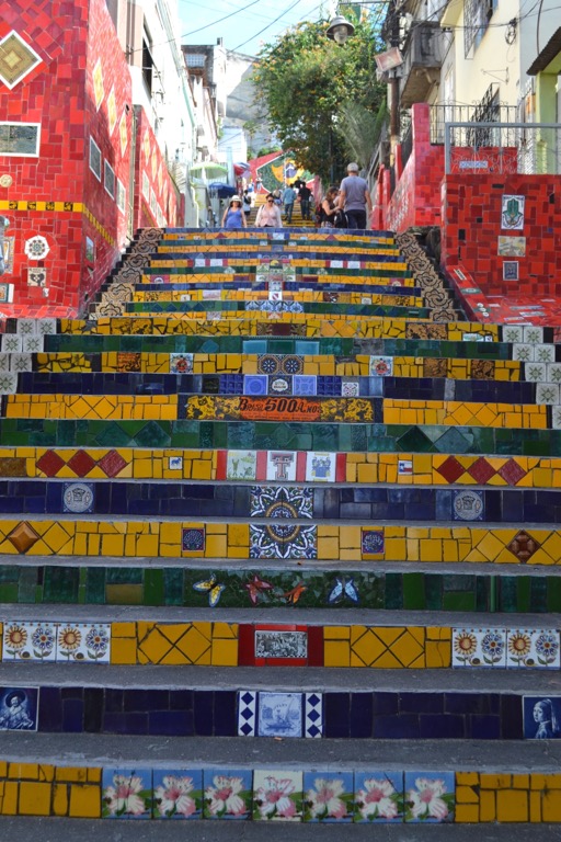 ブラジル リオデジャネイロ 、「セラロンの階段」(エスカダリア セラロン)